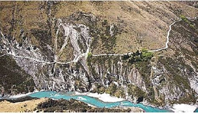 南岛Skippers Canyon  堪称世界最危险道路之一