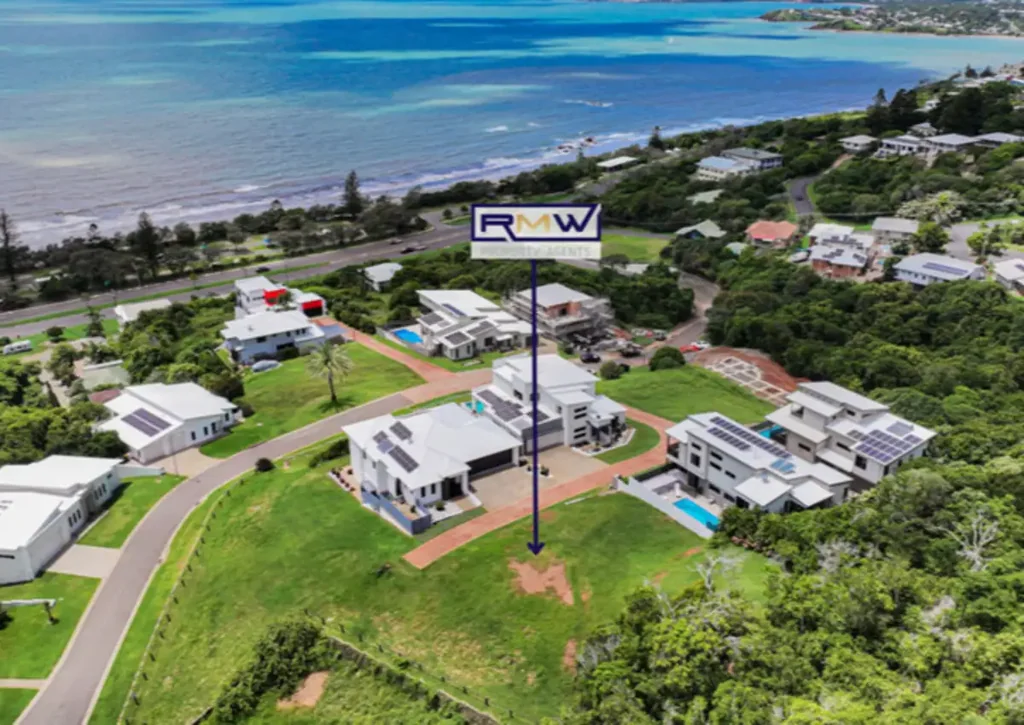 Yeppoon GUS MOORE -AMONG THE BEST