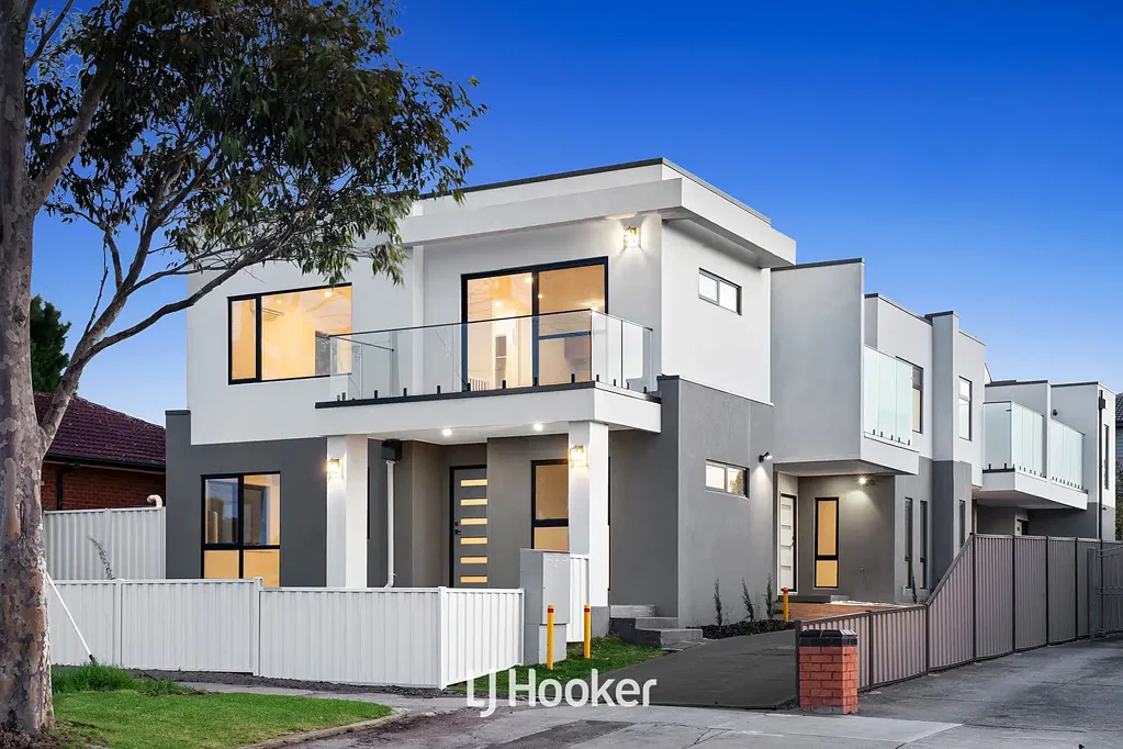 1/70 Princess Highway, Hallam, VIC 3803