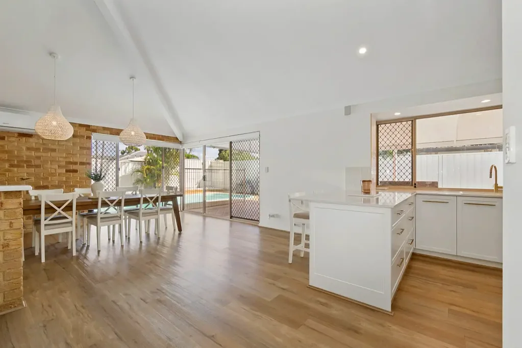 16 Hansted Court, Ballajura, WA 6066
