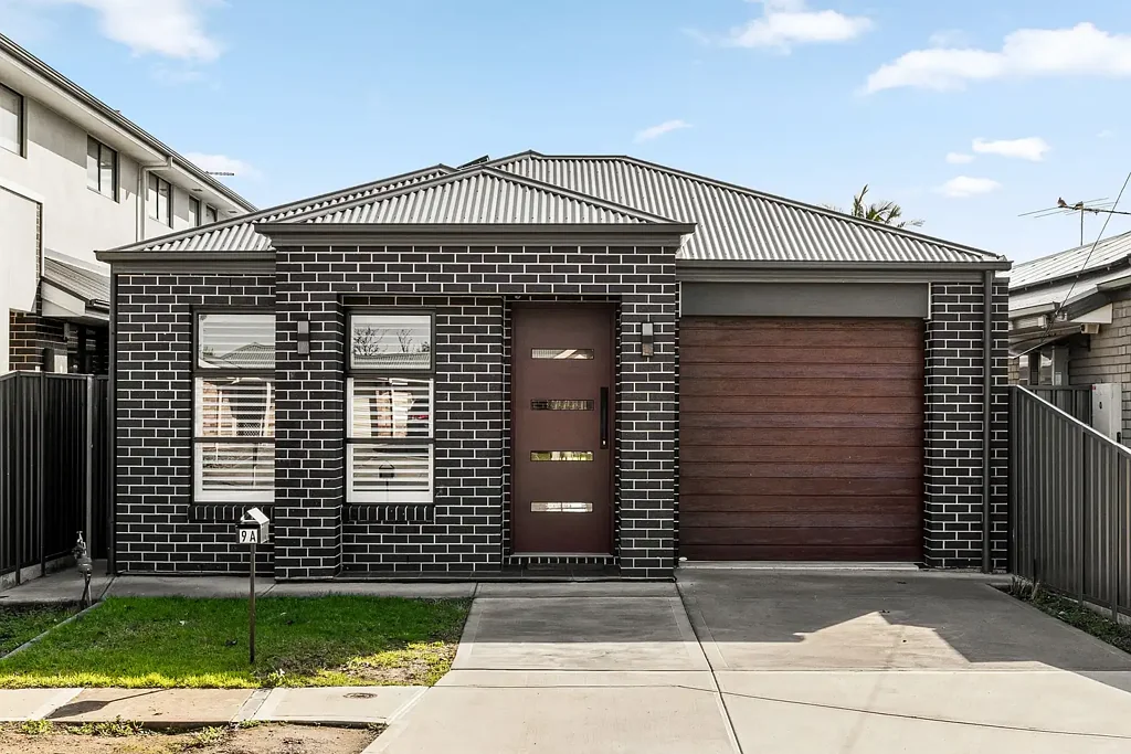 Marion 4 Bedroom North-Facing Style Meets Designer Family Scale.