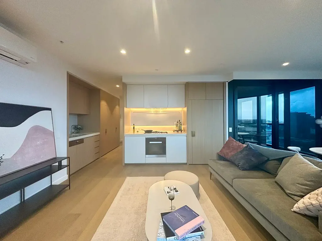 808/545 Station Street, Box Hill, VIC 3128