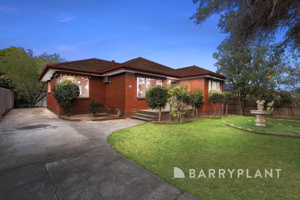 St Albans 3 Bedroom Prime Location with Endless Potential