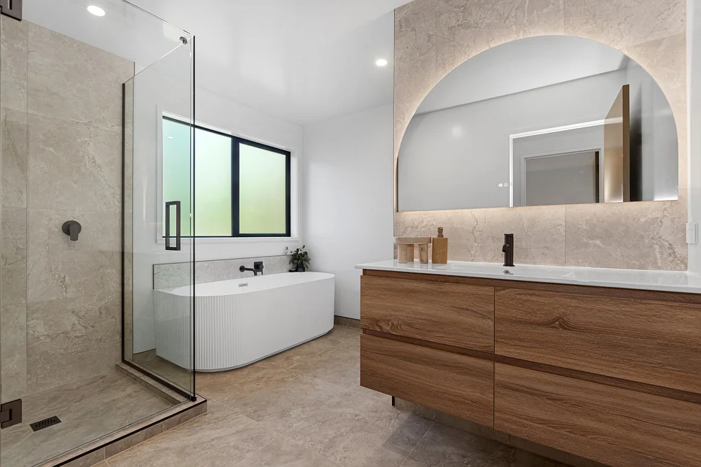 Maunu 4chambre Why Build and Wait? This is Done & Brand New!
