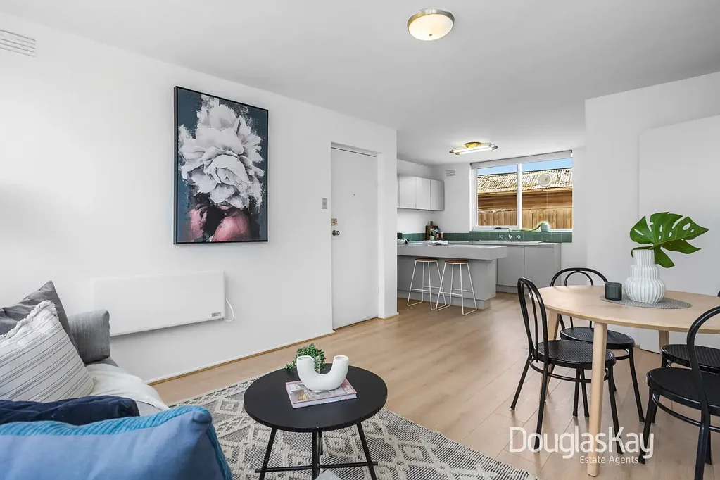 6/10 Heather Avenue, Brooklyn, VIC 3012
