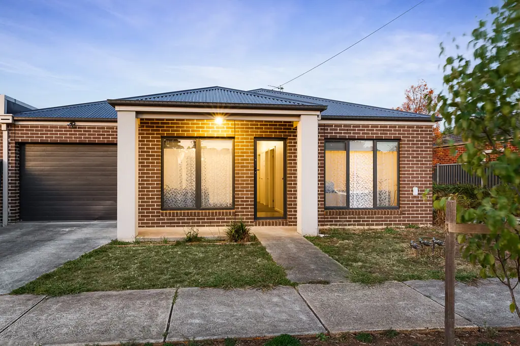 1/68 Wattle Avenue, Wendouree, VIC 3355