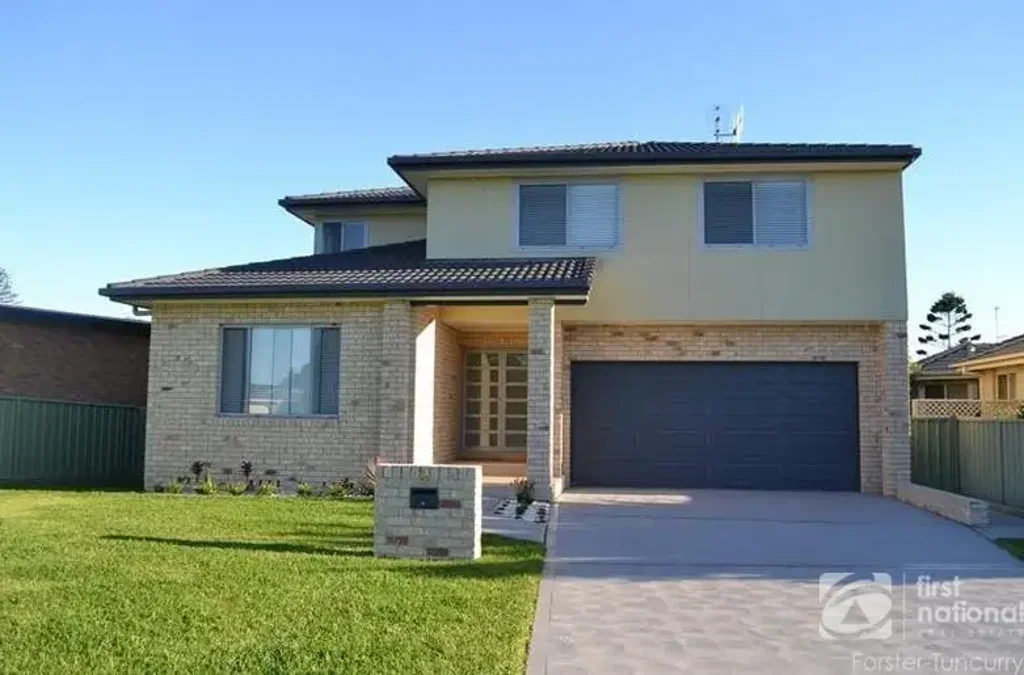 4 Bedroom Home - Prime Tuncurry Location