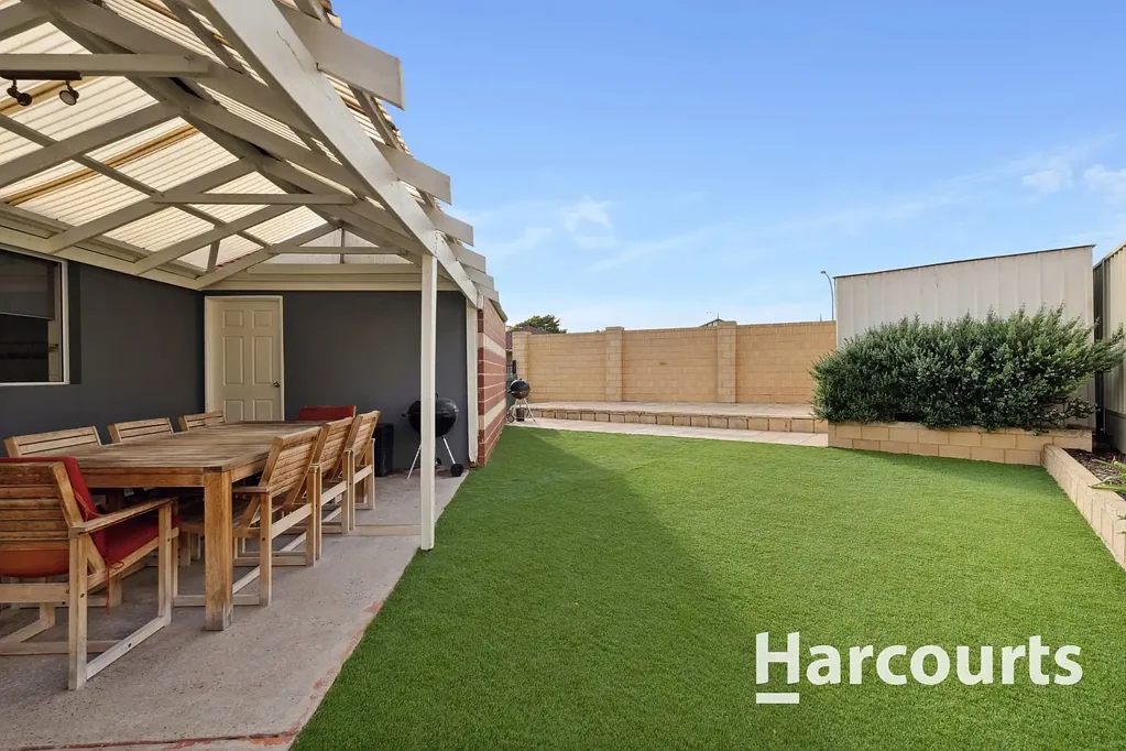 10 Toorie Place, Quinns Rocks, WA 6030