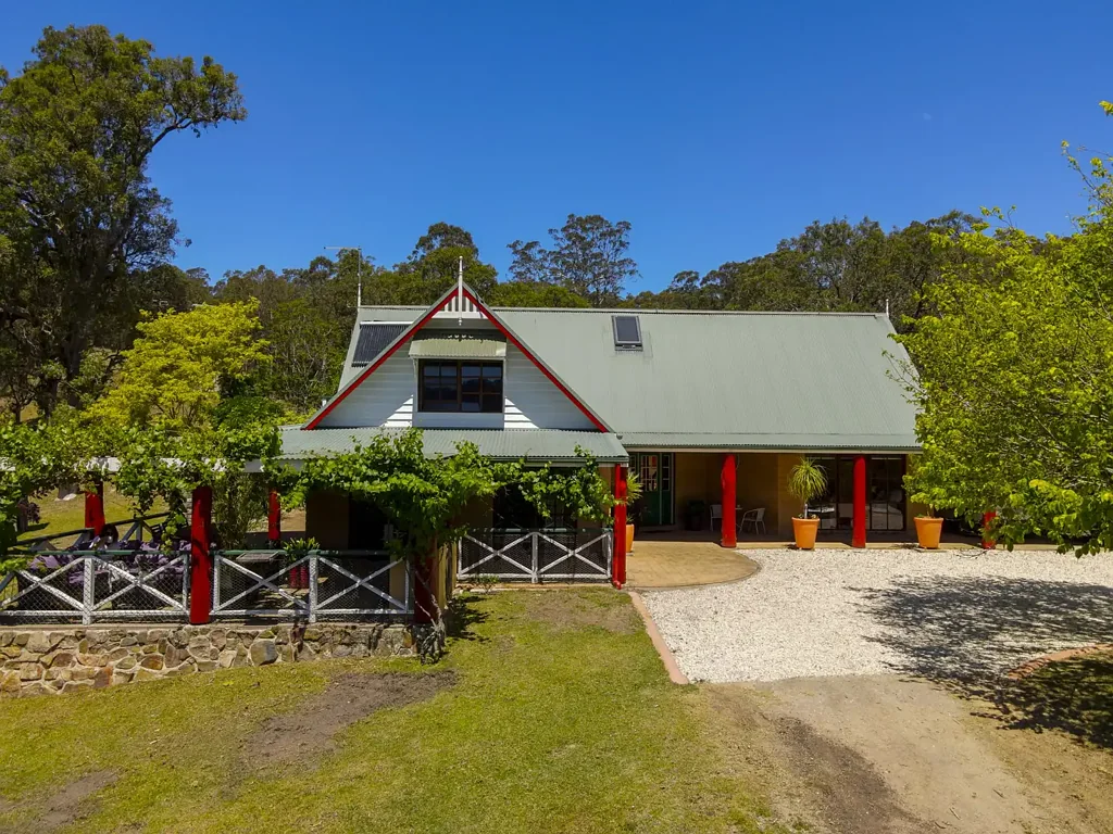 Brogo 4 Bedroom STUNNING HOME AND 80 ACRES