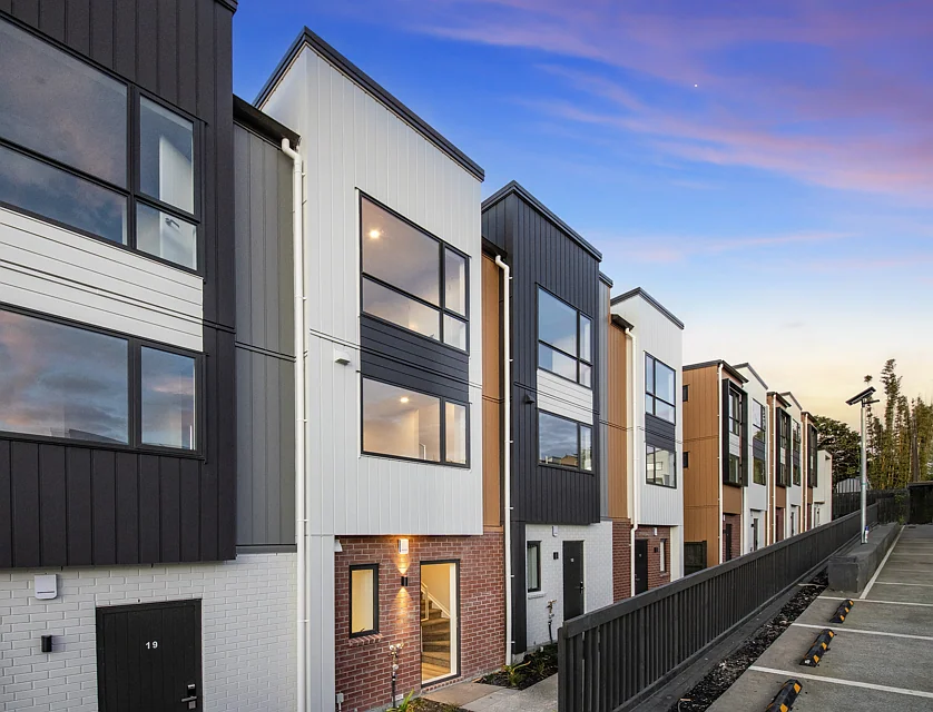 17,19,21 Don Oliver Lane, Glen Eden, Waitakere City, 3 રૂમ, 2 બાથરૂમ, Townhouse