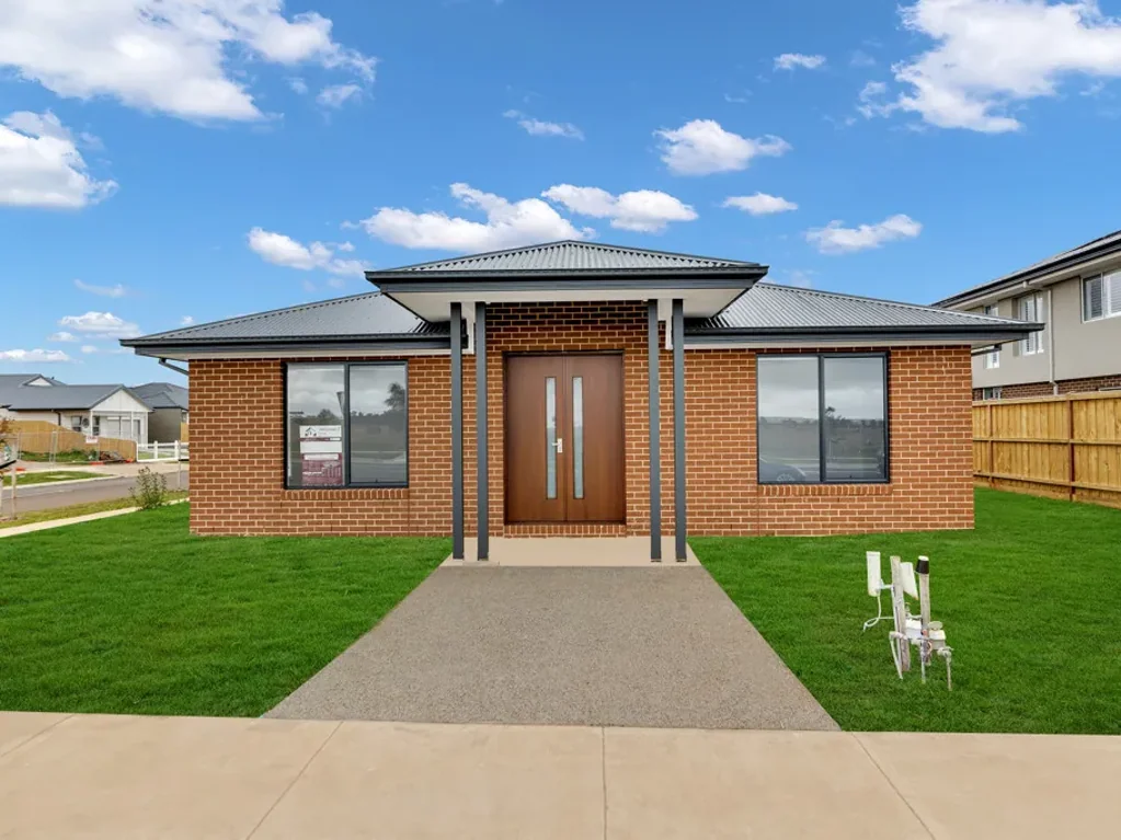Exquisite Family Home for Lease!!!!!