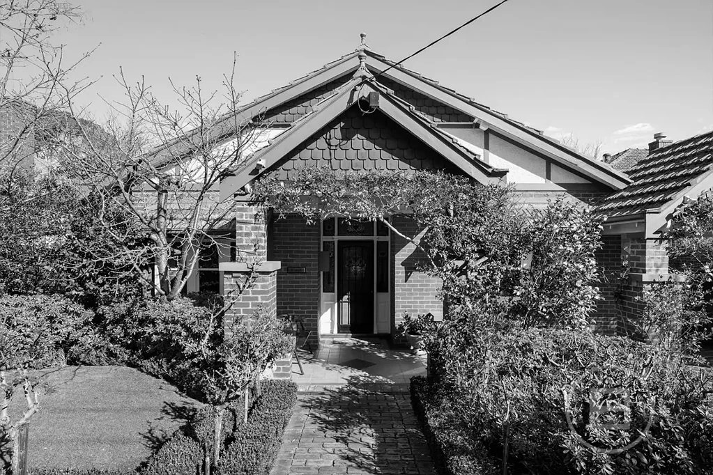 Glen Iris 4Kwarto Expressions of Interest closing Tuesday 29th September at 3pm (unless sold prior)