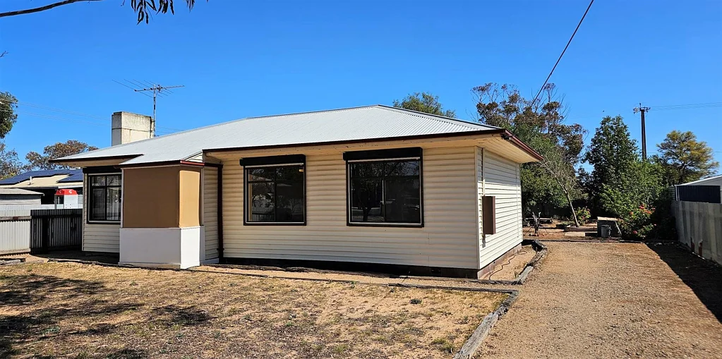 2 Tiller Street, Tailem Bend, SA 5260