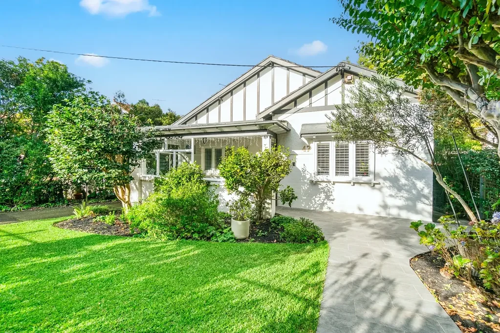 47 Gilroy Road, Turramurra, NSW 2074