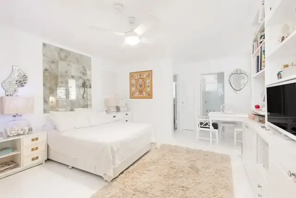 Centennial Park 1Zimmer Bright & Spacious Studio Apartment with Secure Parking