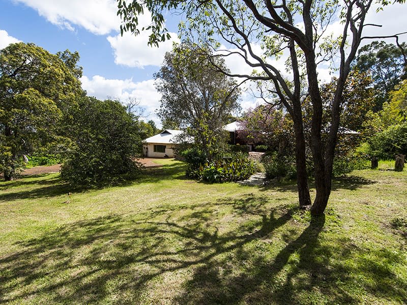 34 JOHN FARRANT DR, GOOSEBERRY HILL WA 6076, 0房, 0浴, House