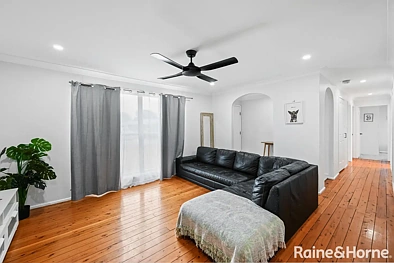 1 Unicomb Close, Rutherford, NSW 2320, 3房, 1浴, House