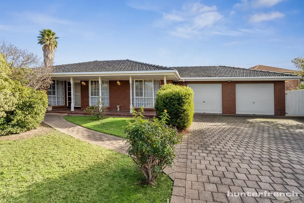 Altona Meadows 4chambre SPACIOUS AND QUIET LOCATION