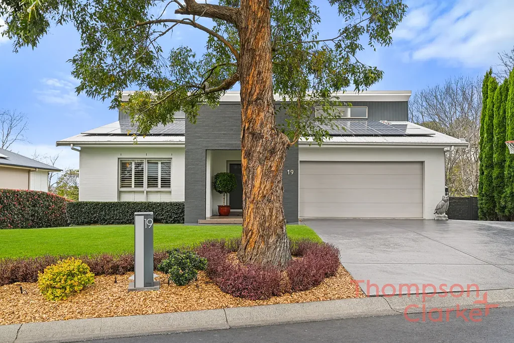 Largs 4 Bedroom One of One – A Truly Unique Architectural Residence