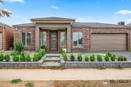 22 Albert Drive, Melton South