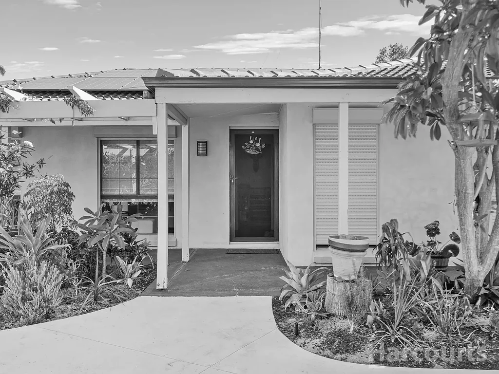 6 Aberdeen Close, Halls Head, WA 6210