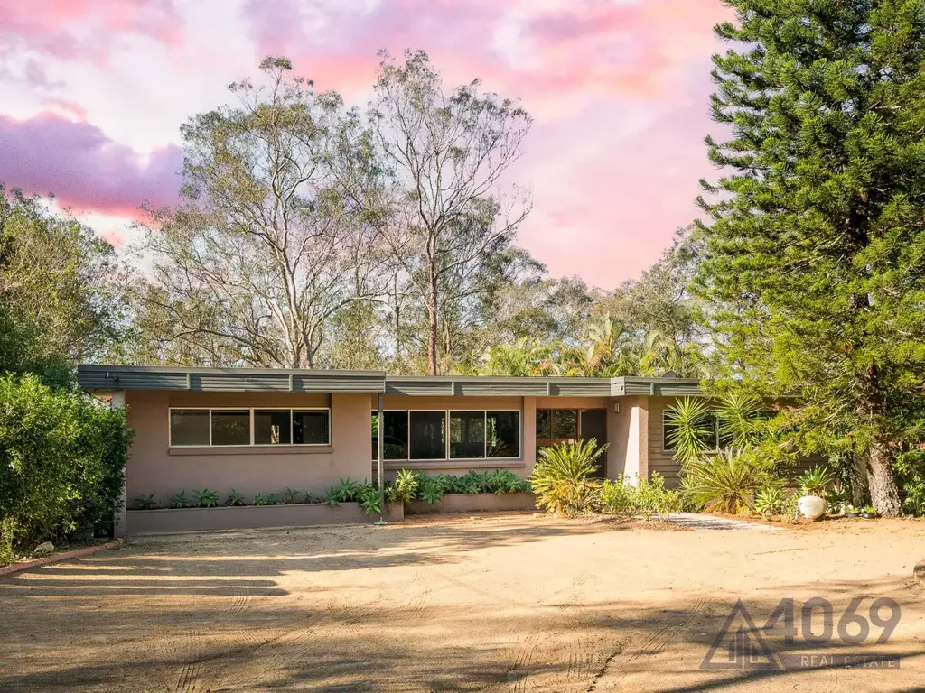 61 Sugars Road, Bellbowrie, QLD 4070