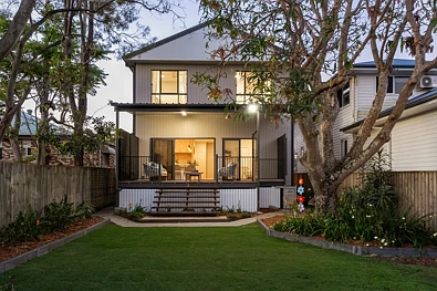 लिविंग रूम - 5 Fifteenth Avenue, Brighton, QLD 4017