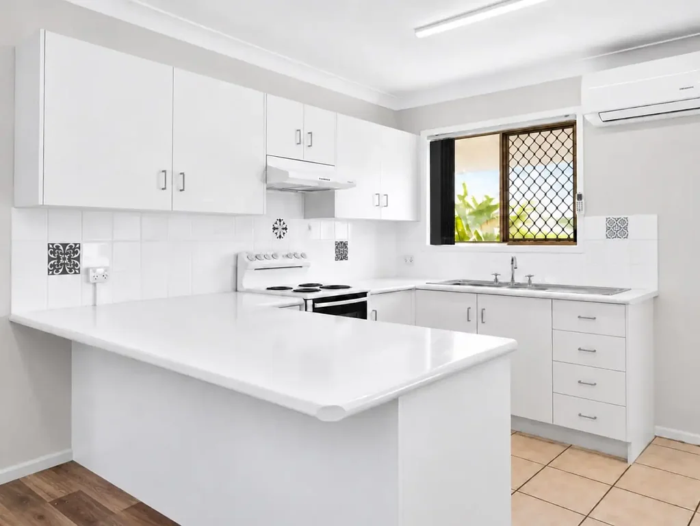 Comfortable & Low-Maintenance Cooee Bay Living
