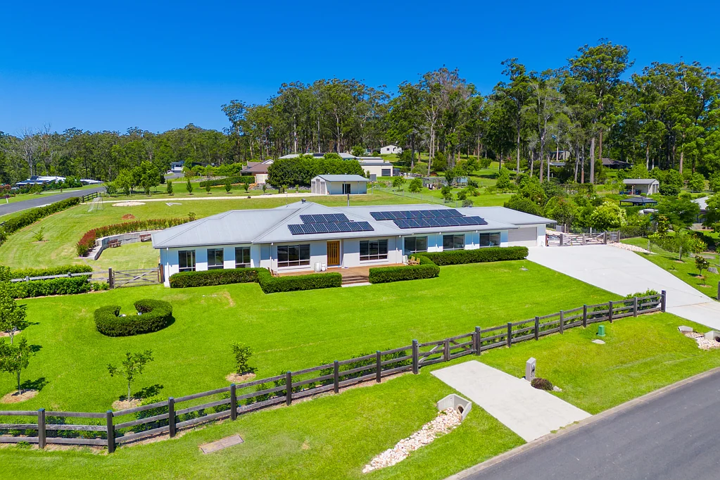 King Creek 5部屋 The Most Beautiful Home on Lifestyle Acreage in Family-friendly Estate