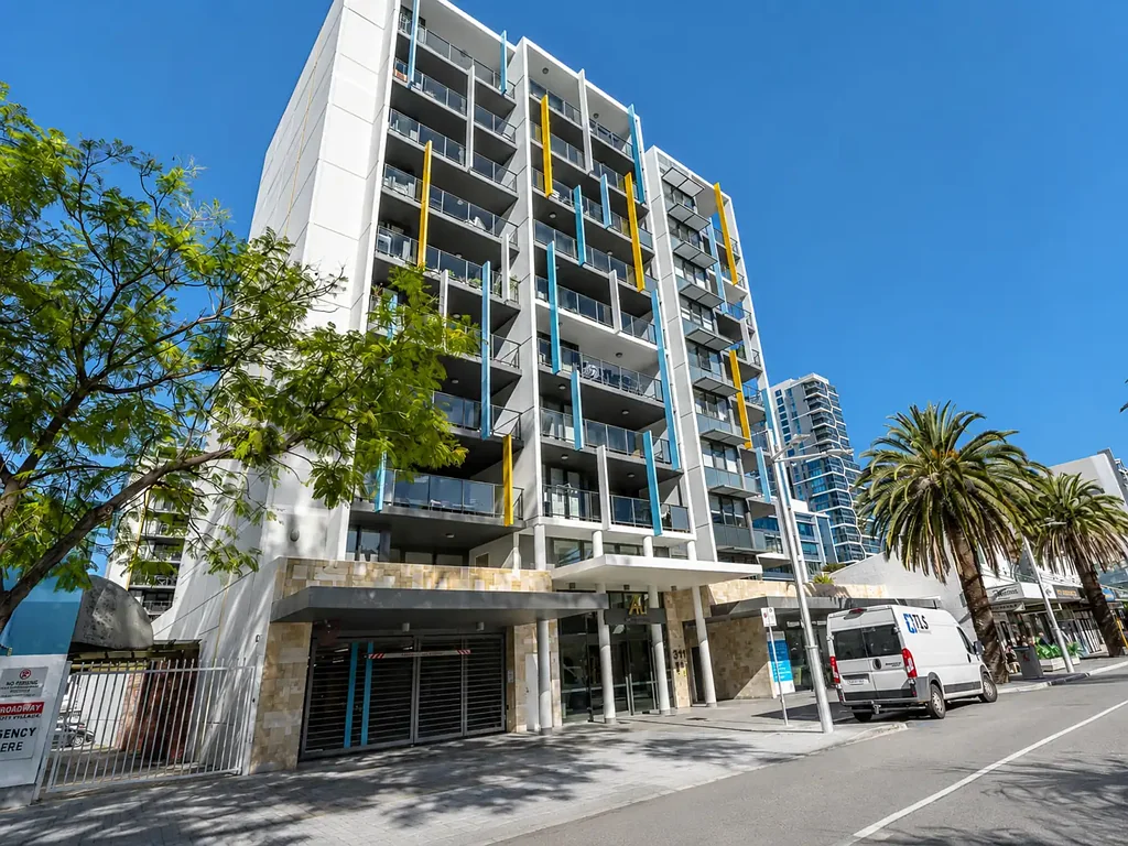 East Perth 2બેડરૂમ City Views, Resort-Style Living – Move In Ready!
