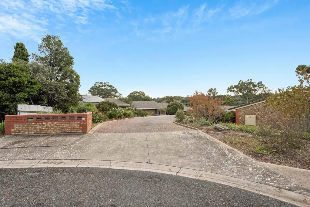 Athelstone 2房  Peaceful Foothills Living - Perfect to Move Straight In & Enjoy