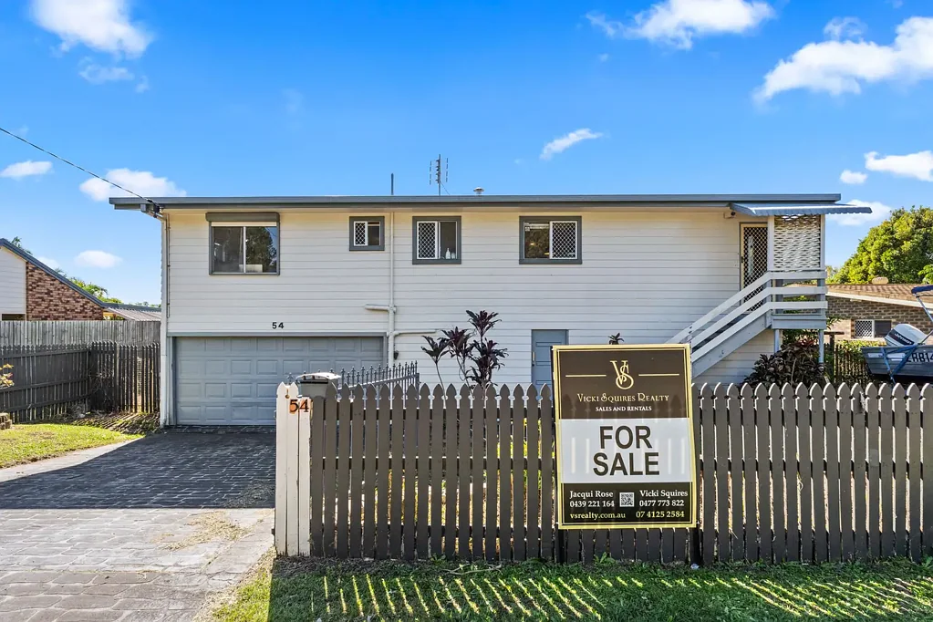 Scarness 3房  Family home on sought after street!