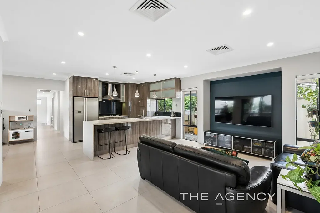 Greenwood 4બેડરૂમ THE ULTIMATE FAMILY HOME – SPACE, STYLE & LIFESTYLE!!
