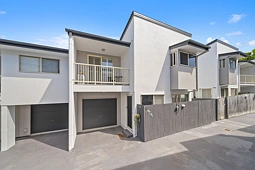 6/36 Silvyn Street, Redcliffe