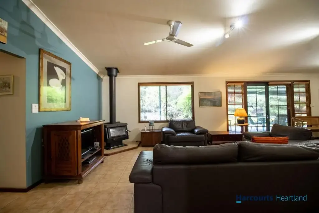 Nannup 3房  Private Rural Retreat on 2.10ha in Beautiful Nannup- Great Buying
