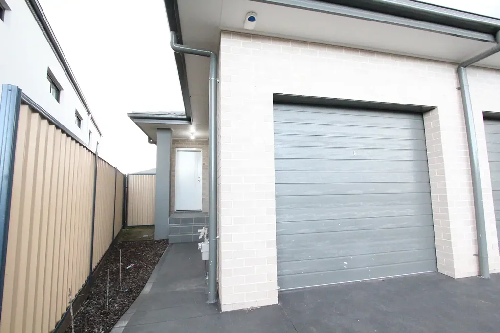 GRANNY FLAT IN GREAT LOCATION!!!!
