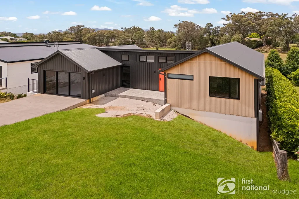Mudgee 5房  HOUSE WITH OPTIONS
