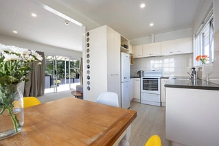 2/12 Parker Avenue, New Lynn, Waitakere City