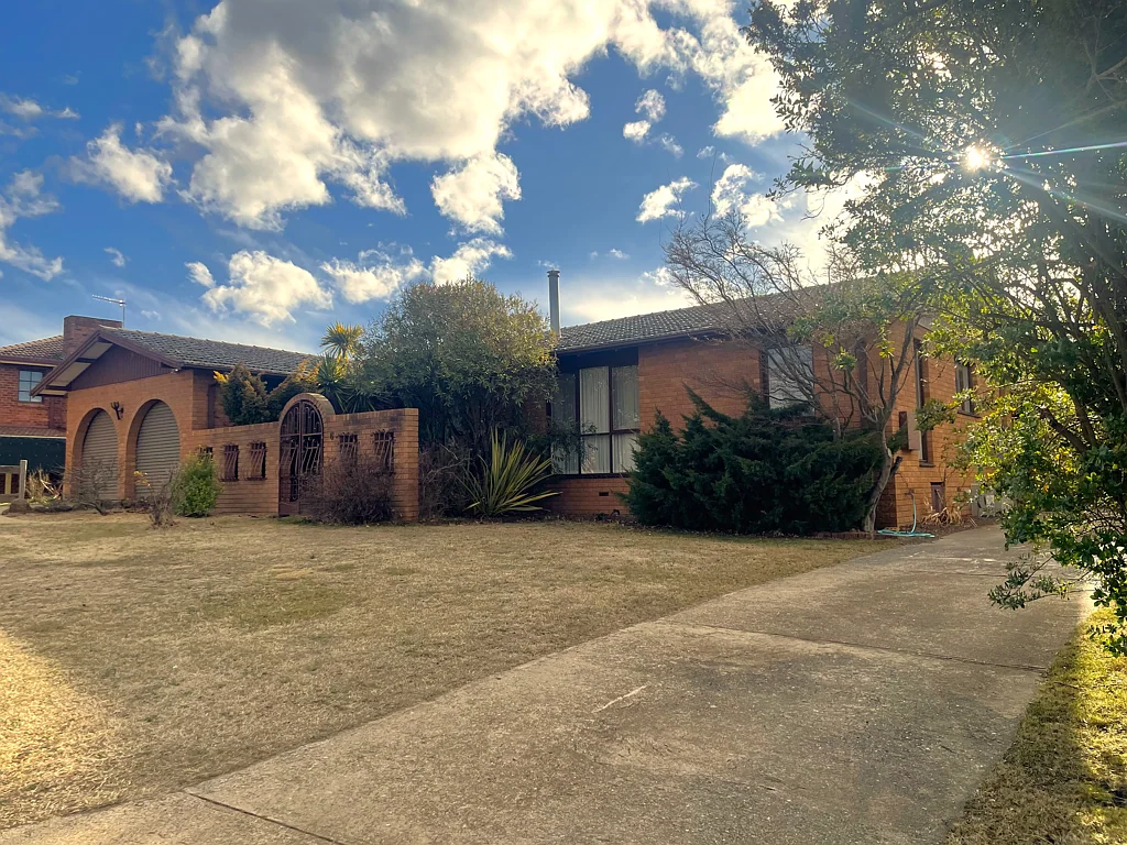 6 Tulong Avenue, Cooma, NSW 2630