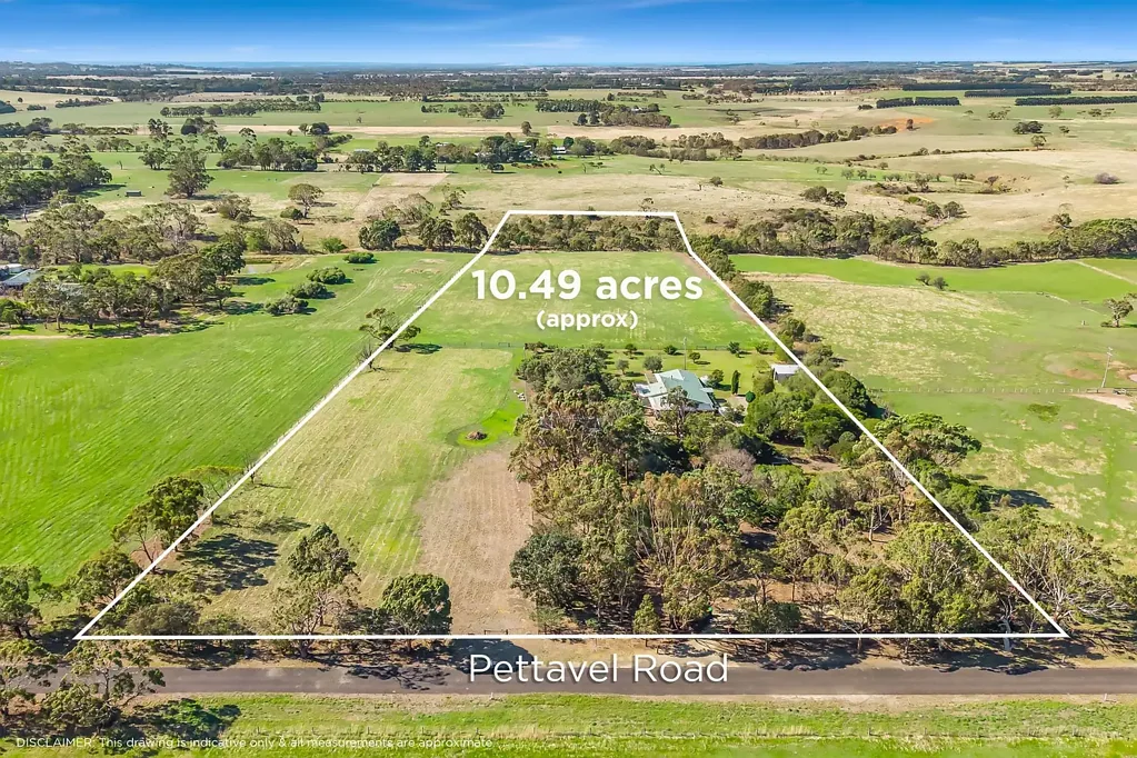 Freshwater Creek 5房  Acreage Living | Coastal-Country Location