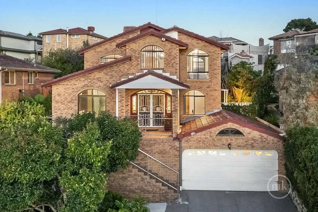 Greensborough 5ਬੈੱਡਰੂਮ Space, Flexibility And Convenience In A Sought-After Parkways Pocket