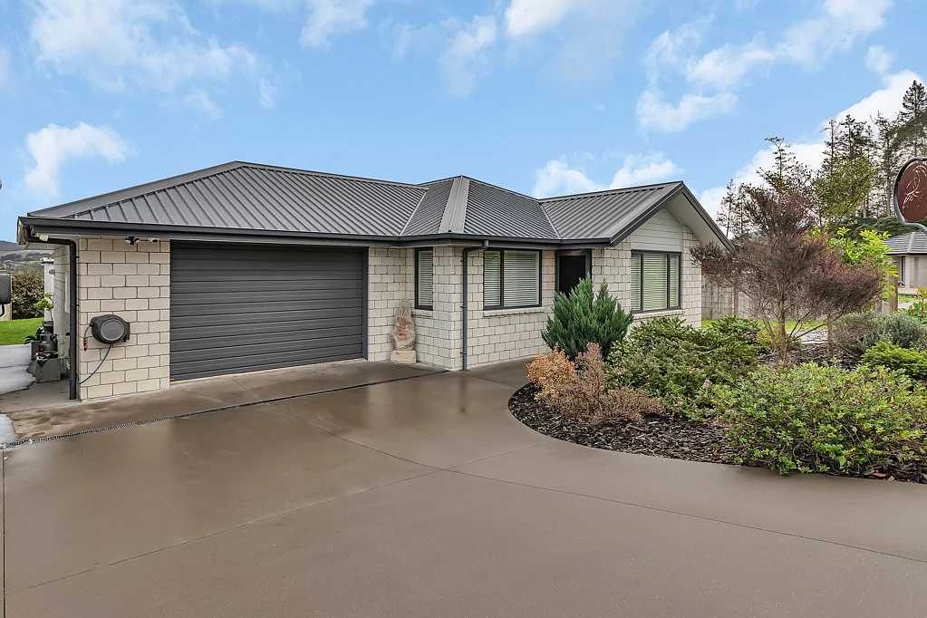 Port Whangarei 4Moenga Spacious, Stylish & Ready to Move In!