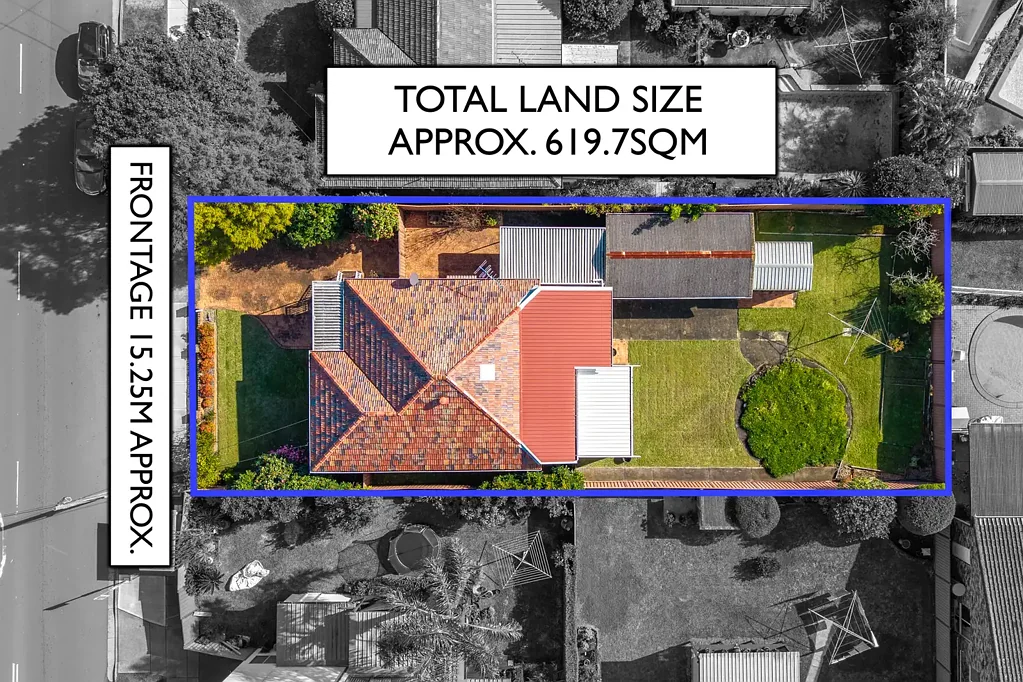 Picnic Point 3房 宽敞619.7sqm地块 临街面宽15.25m 潜在双拼住宅 宽敞平坦后院 舒适家庭布局 便捷生活配套 Endless Potential on a Generous Parcel in a Prime Picnic Point Location