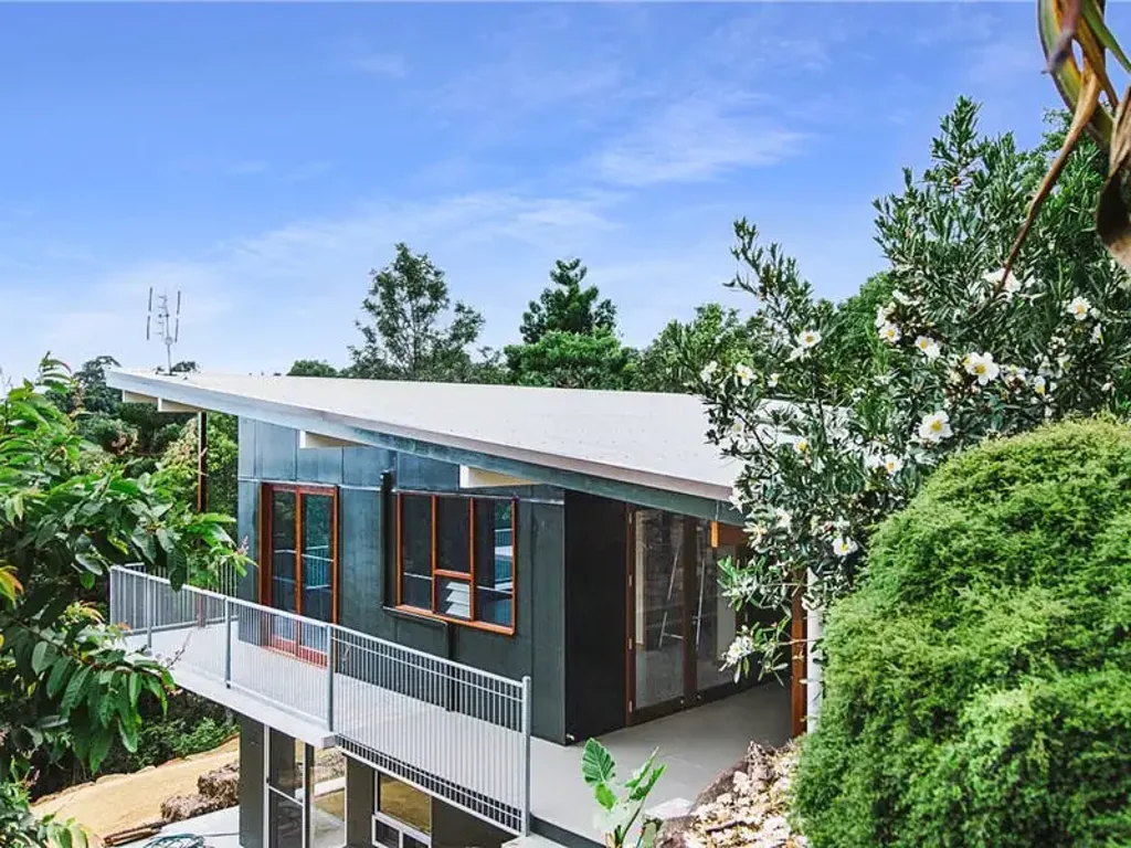 Fabulous Contemporary Duplex