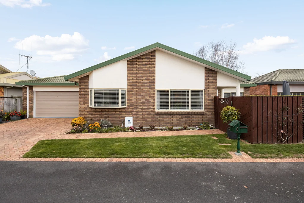 Forest Lake 3房  Downsize in style- independence without compromise