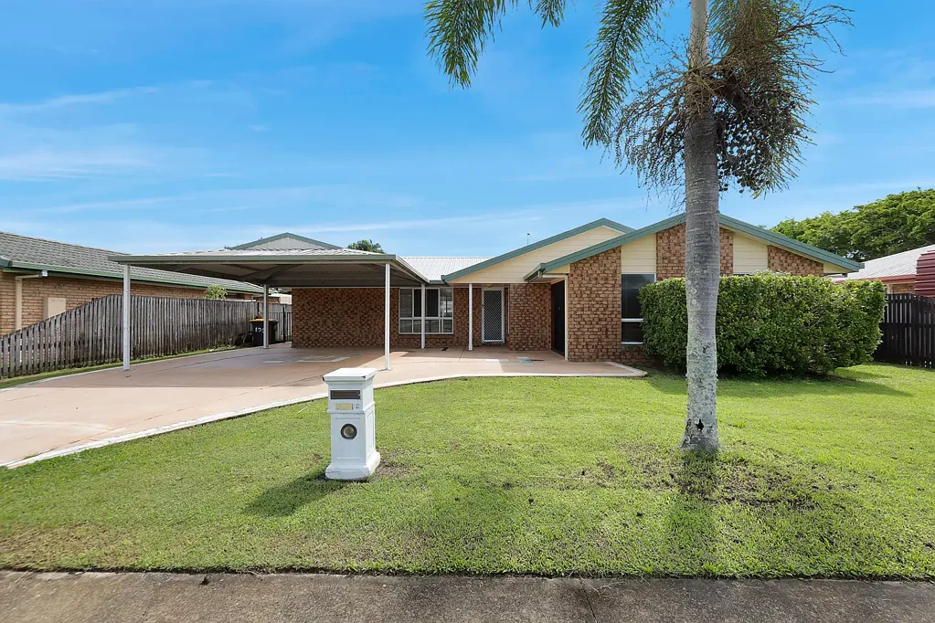 100 Broomdykes Drive, Beaconsfield, QLD 4740