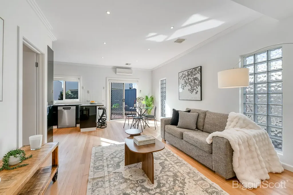 Ascot Vale 2Kwarto The Hard Work's Done, Ascot Vale Is Waiting!