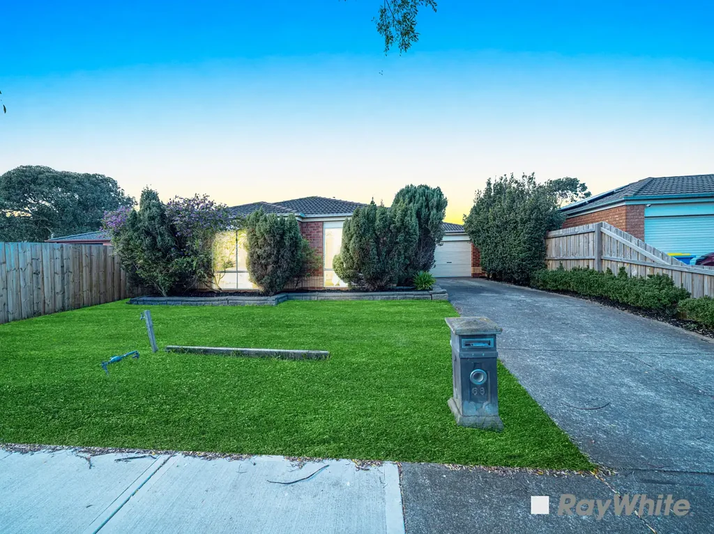 Narre Warren South 3બેડરૂમ Where Comfort Meets Everyday Entertaining