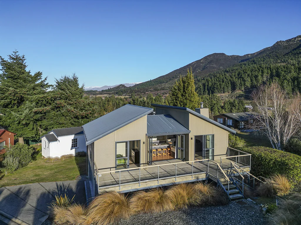 35 Parry Crescent, Lake Hawea, Queenstown-Lakes, Otago