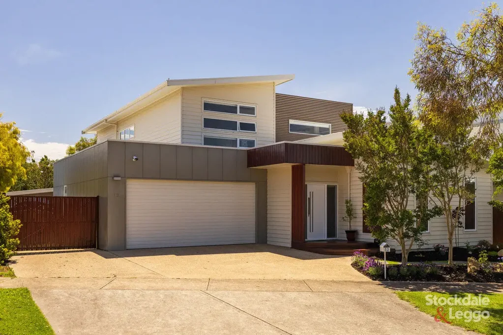 Cowes 4બેડરૂમ The Complete Package – Luxury Retreat-like Oasis with Abundant Vehicle Storage